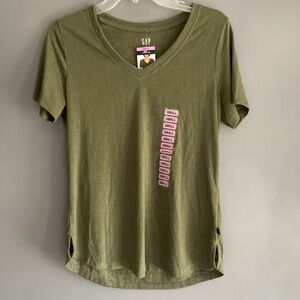 GAP Women's Olive V-Neck Short Sleeve Tee